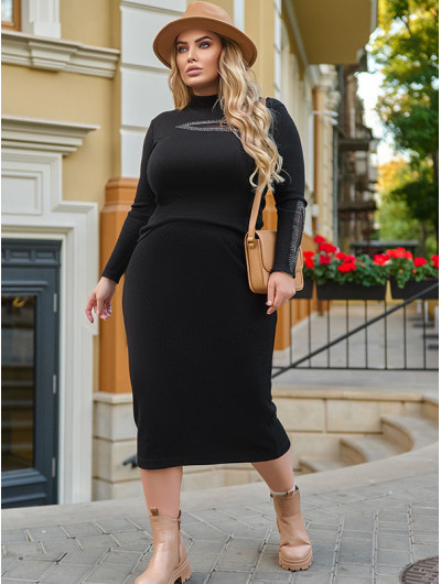 Осінній костюм зі спідницею